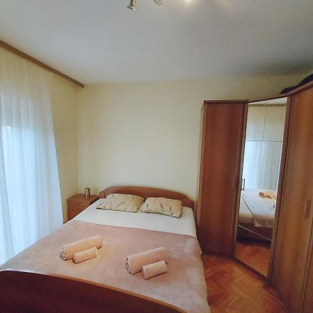 Apartmán Apartman Lucija Biograd Na Moru Exteriér fotografie