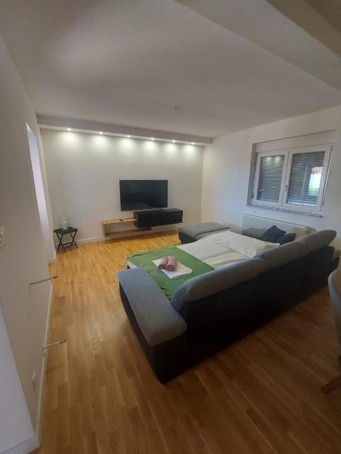 Apartmán Apartman Lucija Biograd Na Moru Exteriér fotografie